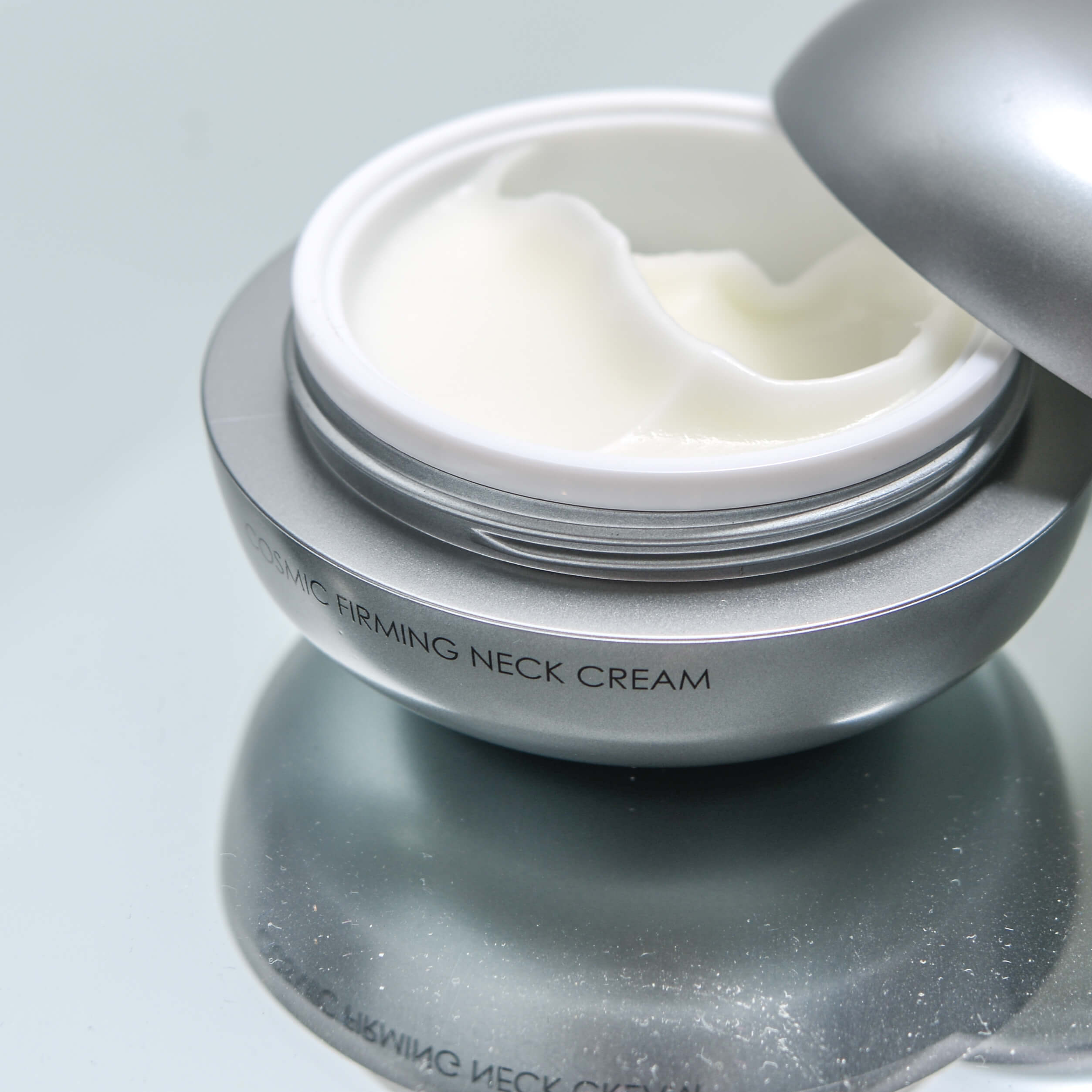 Do You Really Need to Use a Neck Cream?