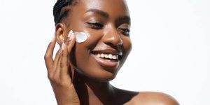 woman moisturizer