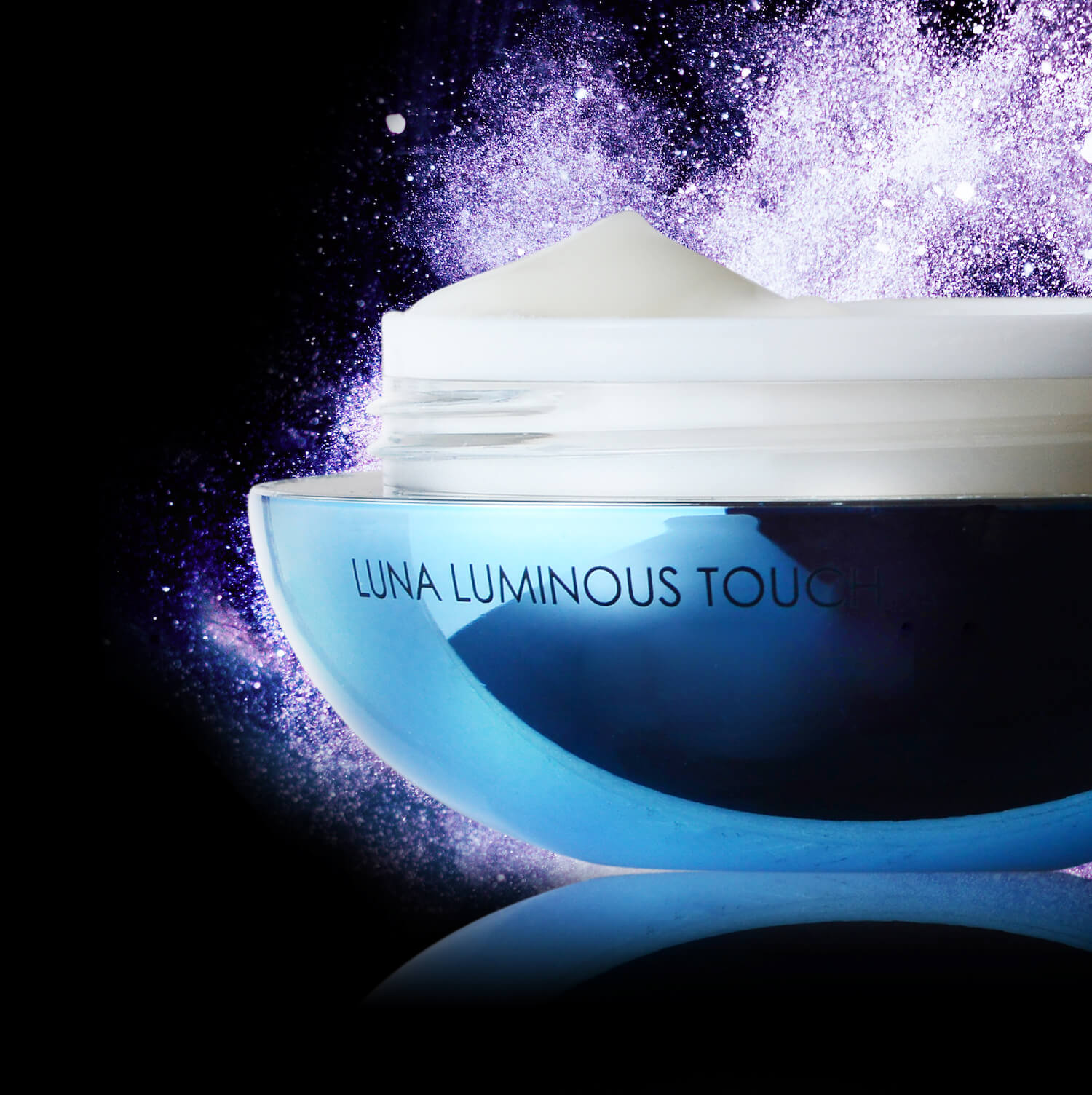 Luna luminous touch